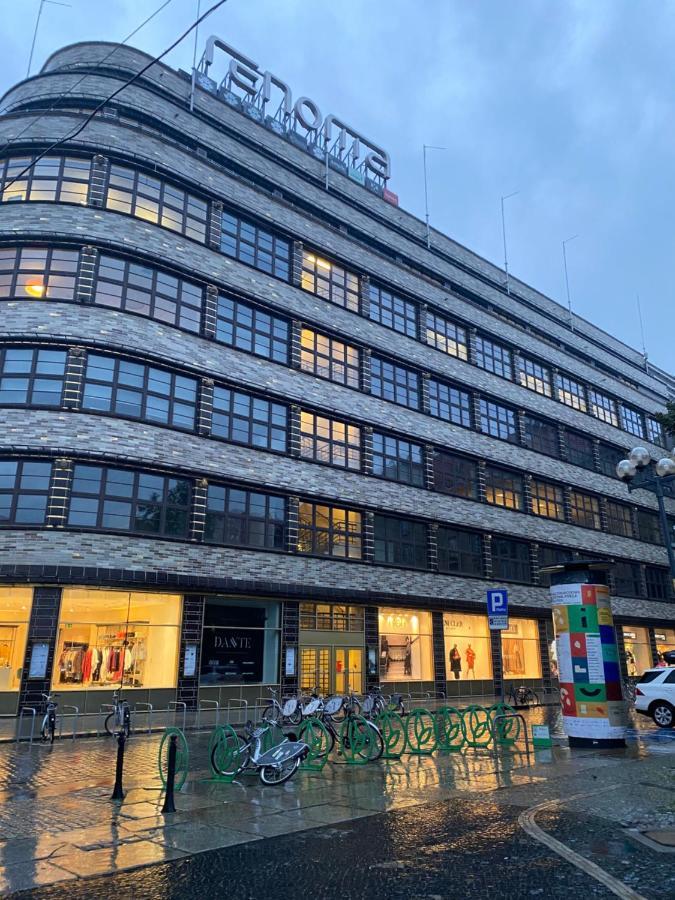 Dyrekcyjna Apartment Вроцлав Екстериор снимка