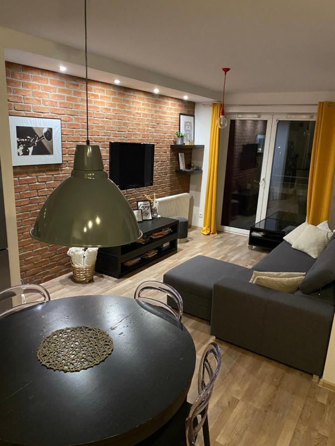 Dyrekcyjna Apartment Вроцлав Екстериор снимка
